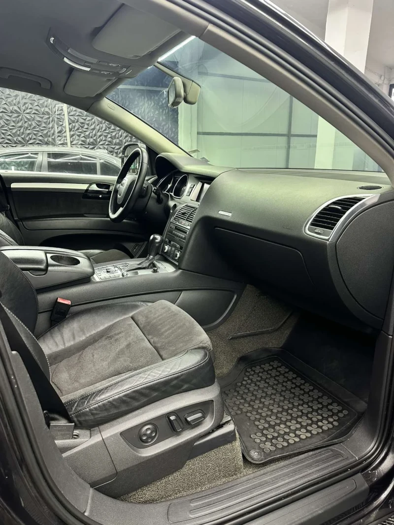 Audi Q7, снимка 6 - Автомобили и джипове - 53235985
