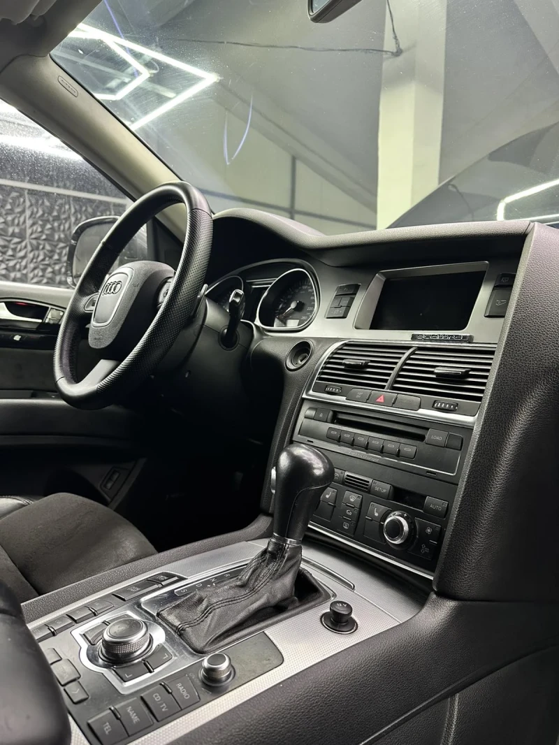 Audi Q7, снимка 8 - Автомобили и джипове - 53235985