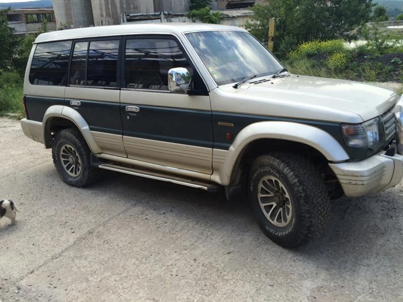 Mitsubishi Pajero 2.5 TDI, снимка 1 - Автомобили и джипове - 46822822