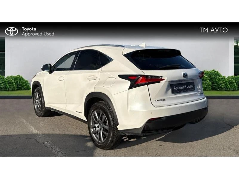 Lexus NX 300h 4WD Executive, снимка 2 - Автомобили и джипове - 49078073