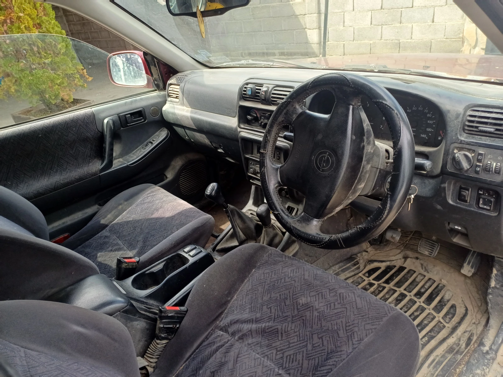 Opel Frontera B 2.2 136к.с. - изображение 7
