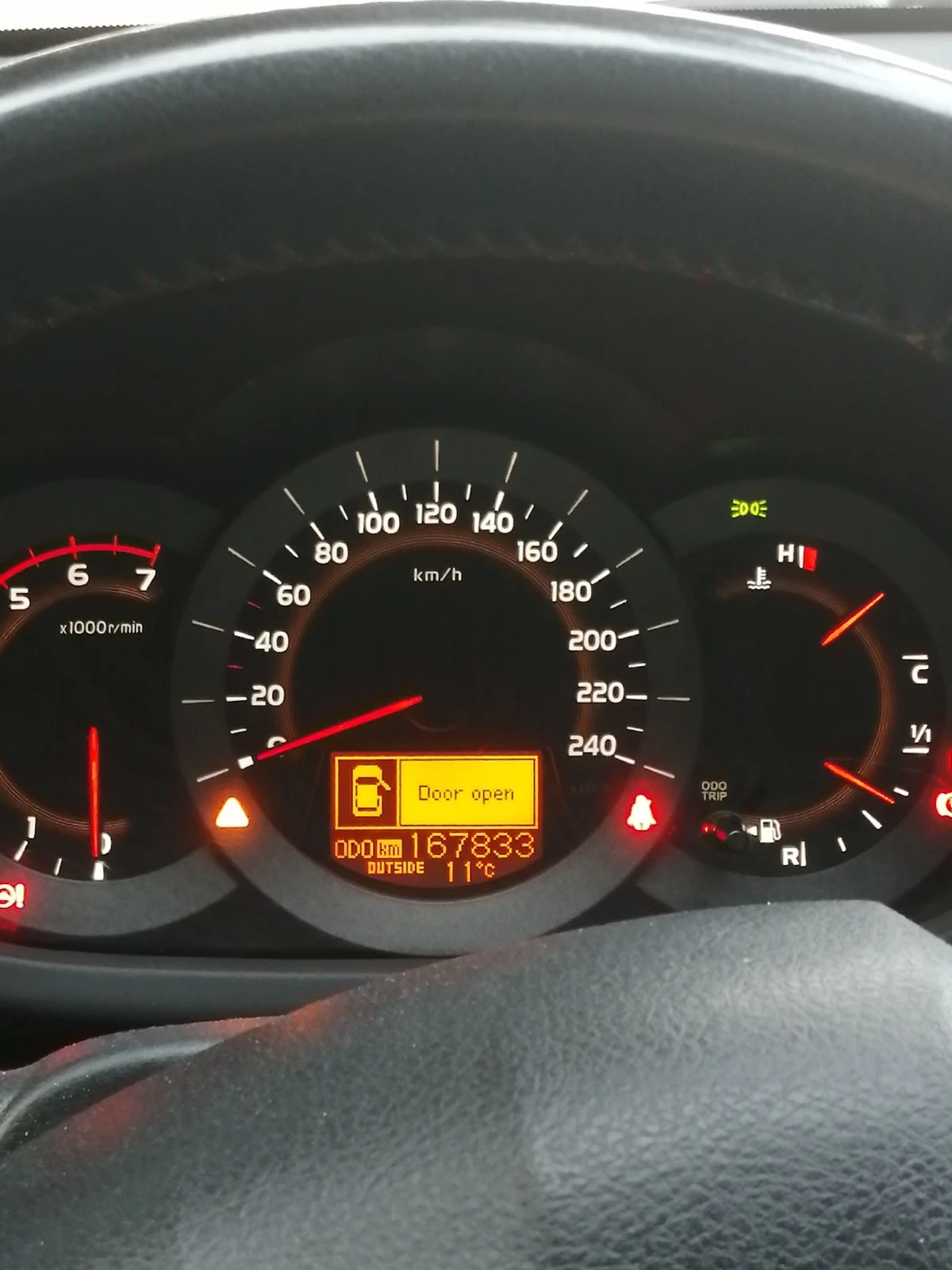 Toyota Rav4 2.2 TDI - изображение 2