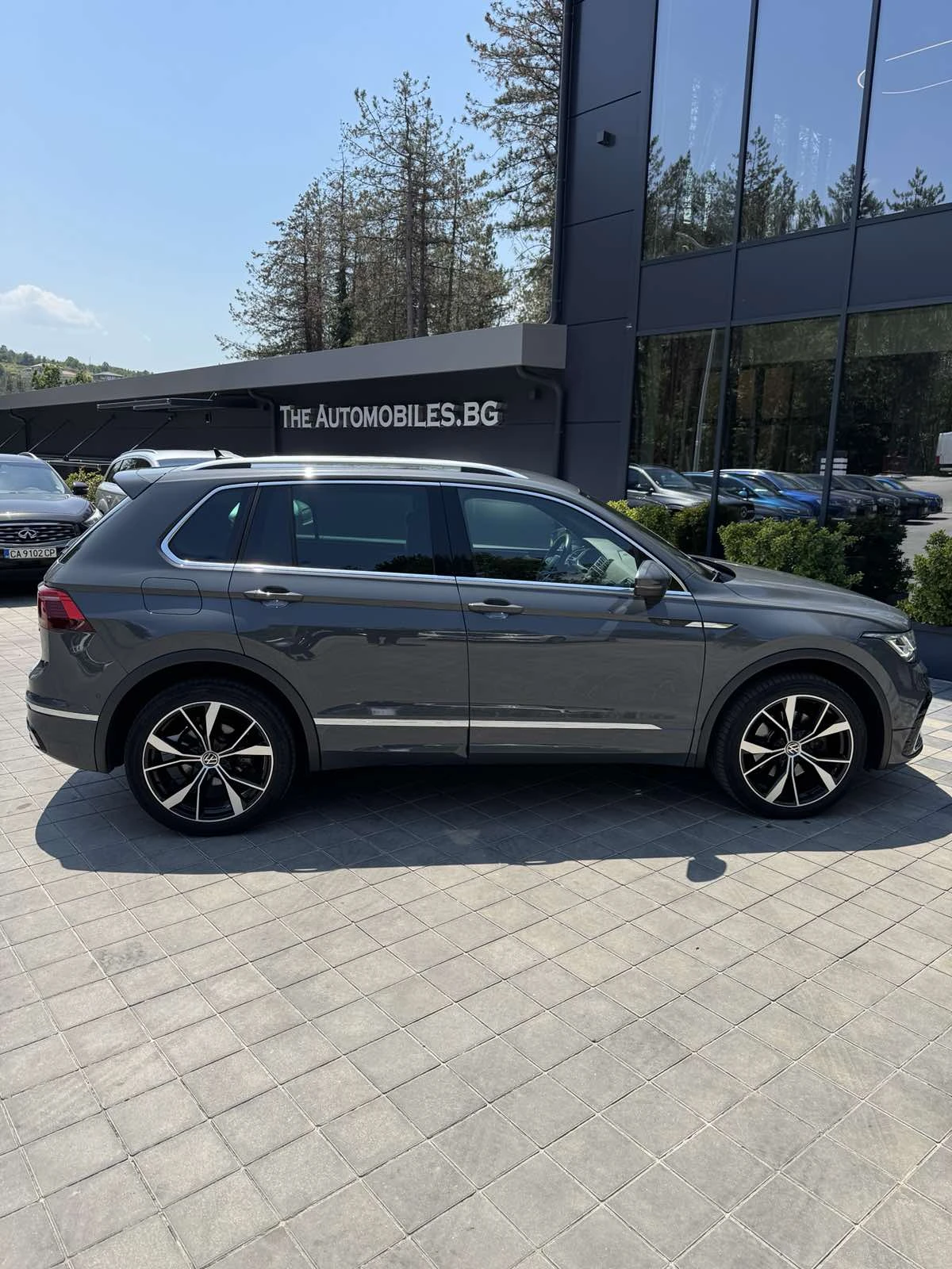 VW Tiguan R-LINE - изображение 8