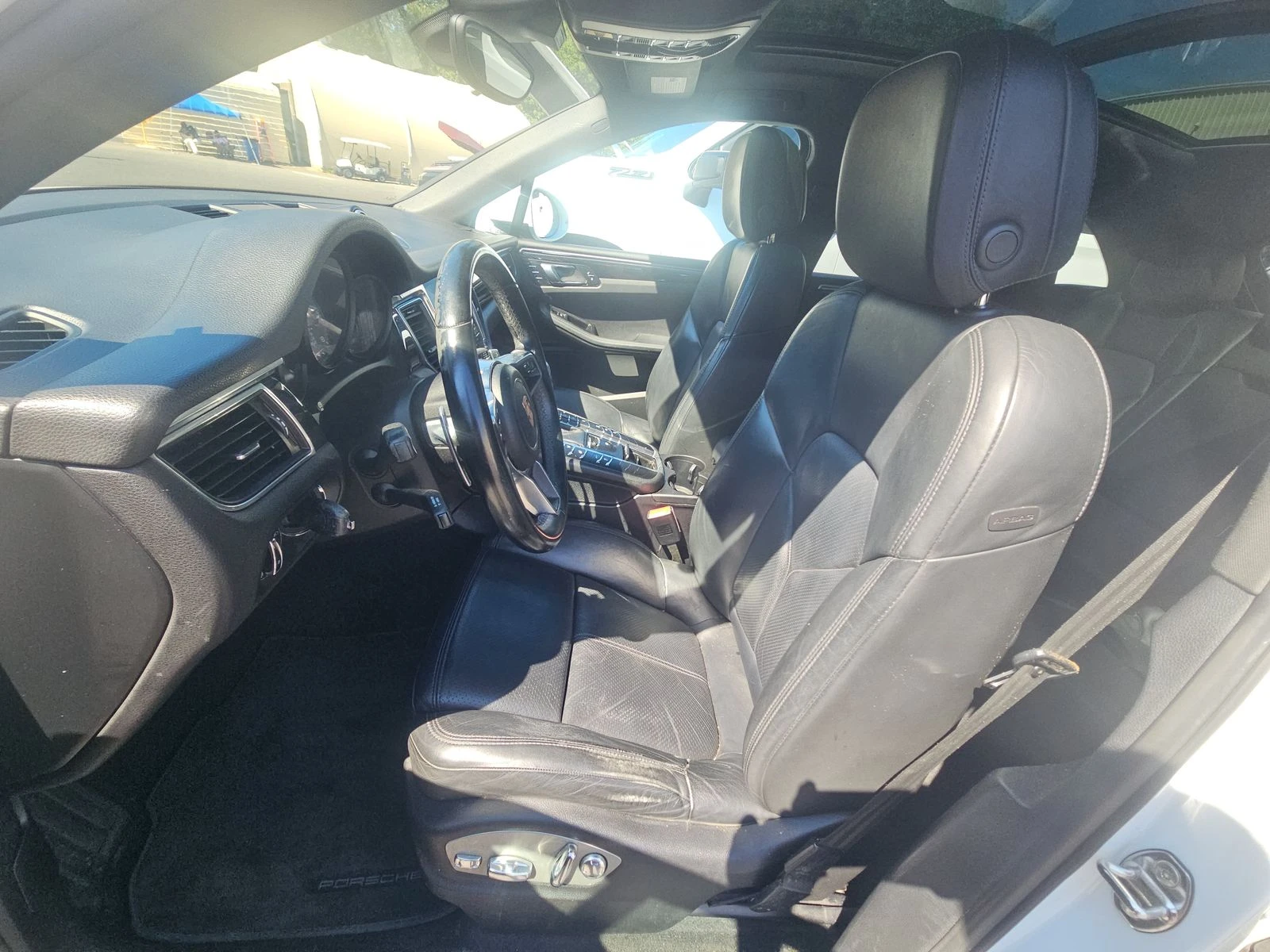 Porsche Macan S* ПАНО* КАМЕРА* KEYLESS* LANE ASSIST - изображение 9