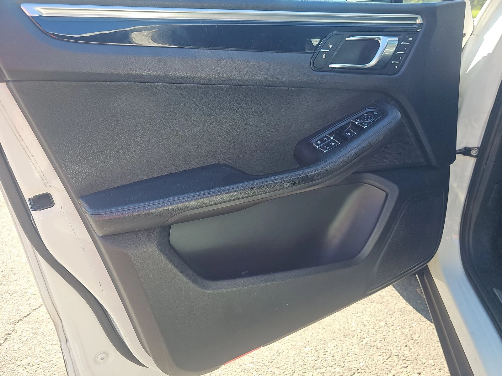 Porsche Macan S* ПАНО* КАМЕРА* KEYLESS* LANE ASSIST - изображение 10