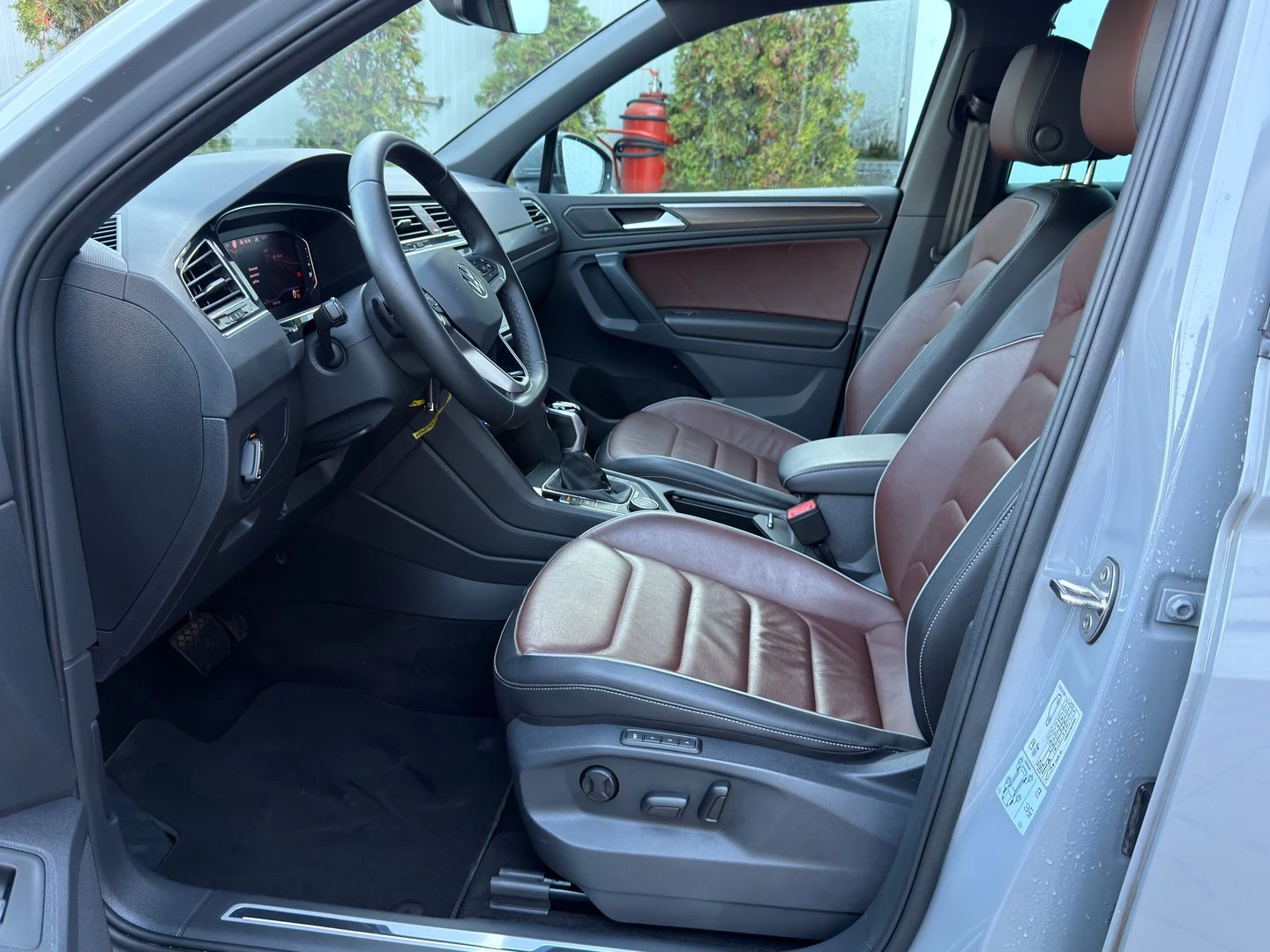 VW Tiguan Elegance 2.0 TDI SCR 4MOTION DSG | Mobile.bg   6