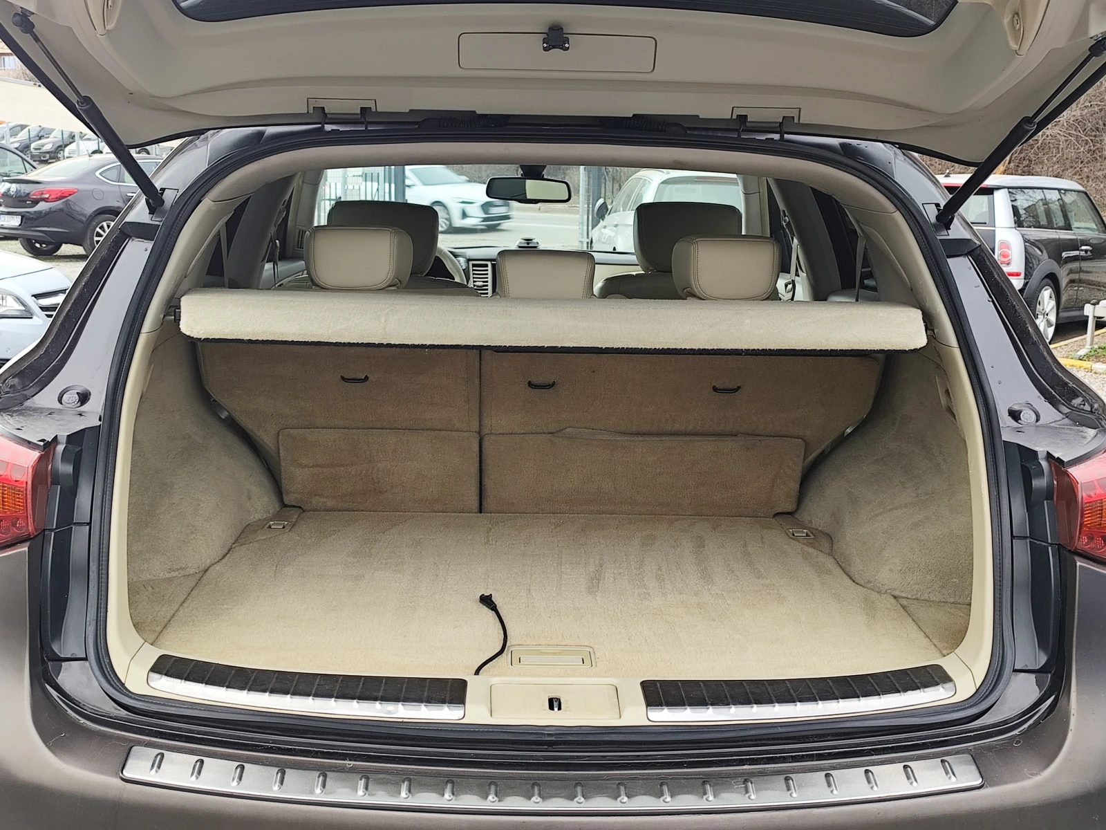 Infiniti Fx 30 D 3.0D* 4x4* LED/XENON* ���������* ����* CAMERA360 | Mobile.bg � ����������� 14