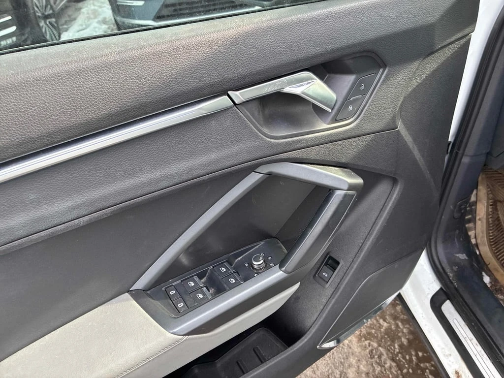 Audi Q3 * Technik * CARFAX * ��� ������������ ������ | Mobile.bg � ����������� 12