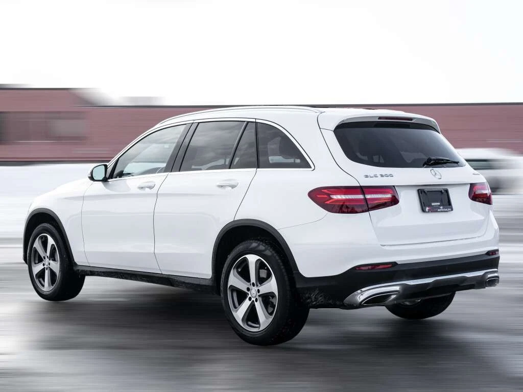 Mercedes-Benz GLC * GLC300 Base 4M * CARFAX * ЦЕНА ДО БГ - изображение 4