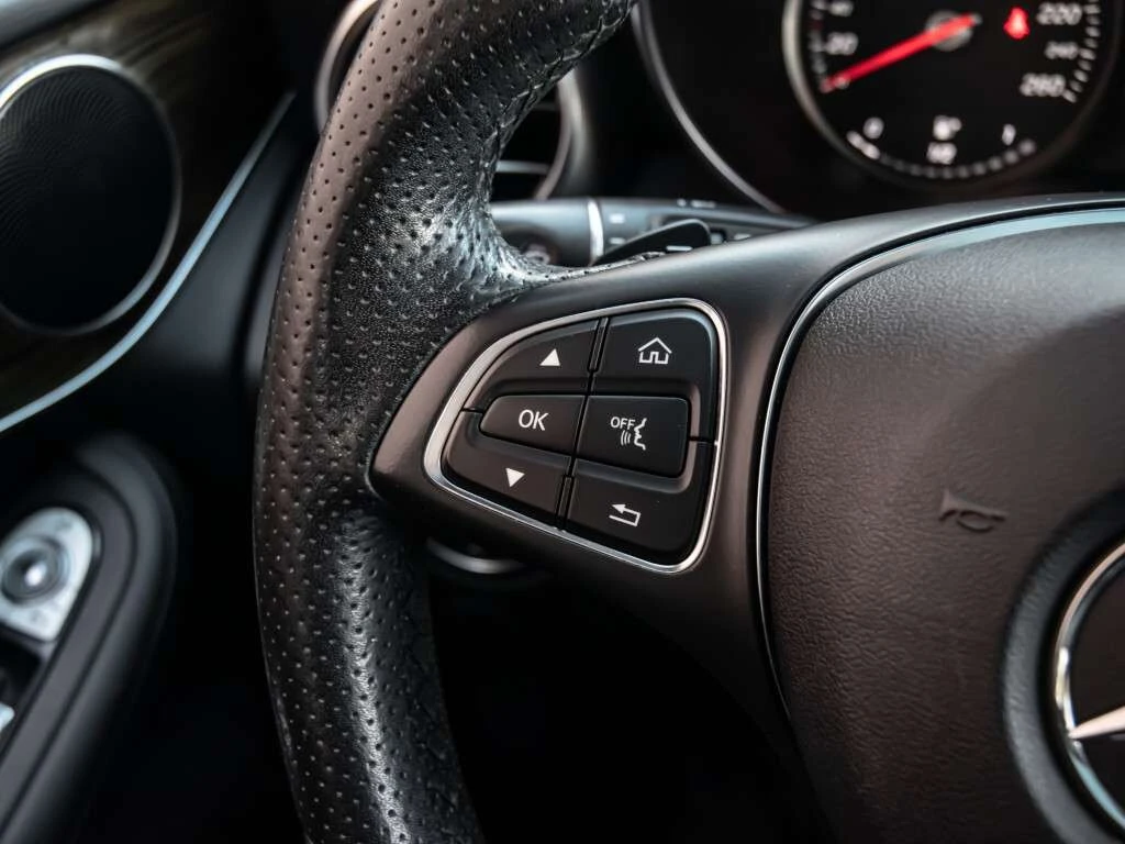 Mercedes-Benz GLC * GLC300 Base 4M * CARFAX * ЦЕНА ДО БГ - изображение 9