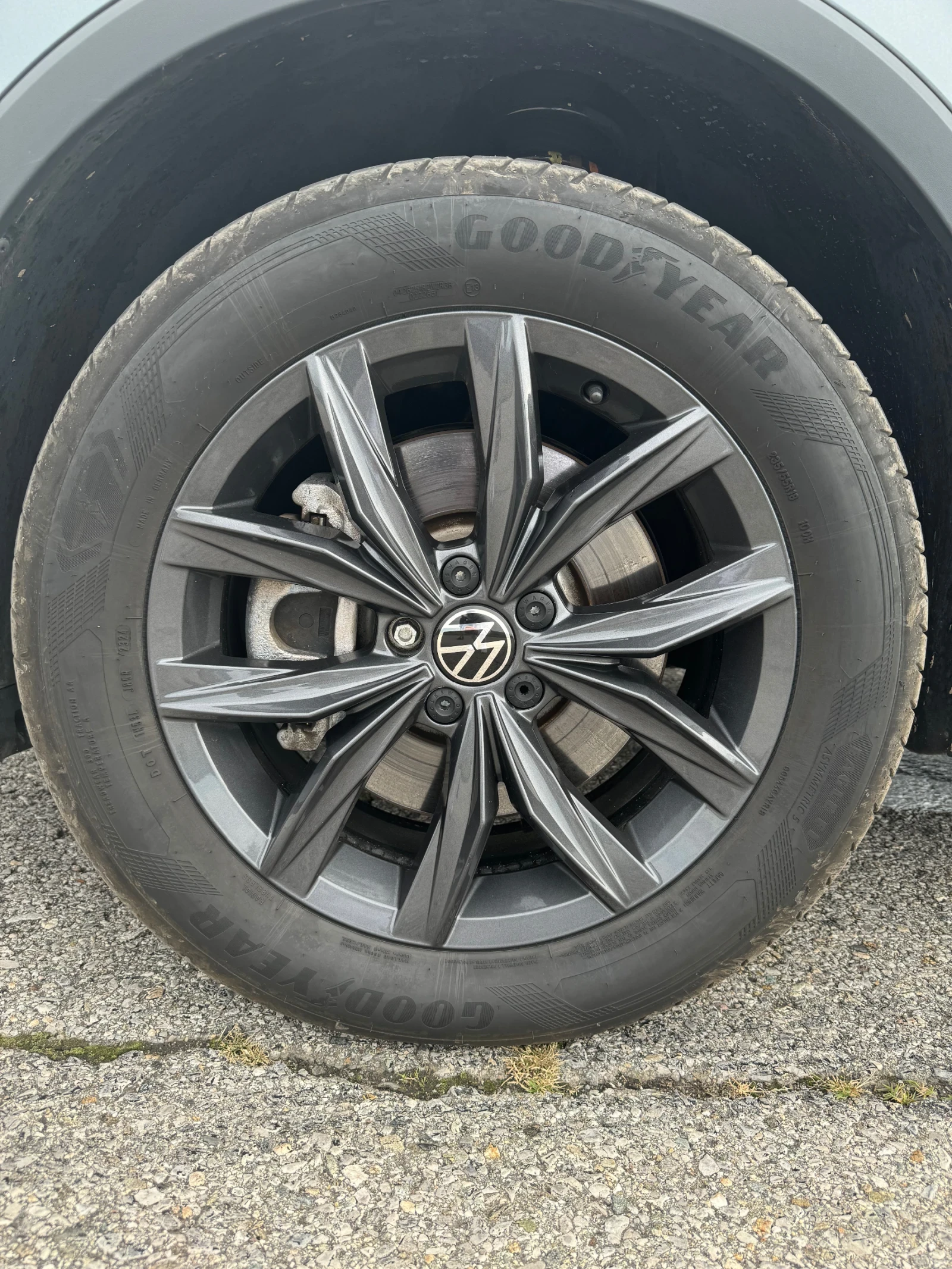 VW Tiguan Allspace SE 2.0 TFSI | Digital Cockpit | DSG | Подгрев | , снимка 15 - Автомобили и джипове - 53810745