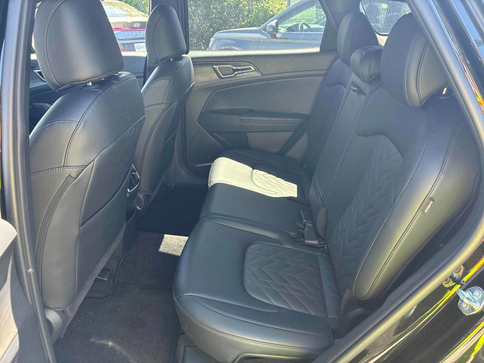 Kia Sportage * * CARFAX * * АВТО КРЕДИТ * * Цена до БГ * * , снимка 8 - Автомобили и джипове - 54482351