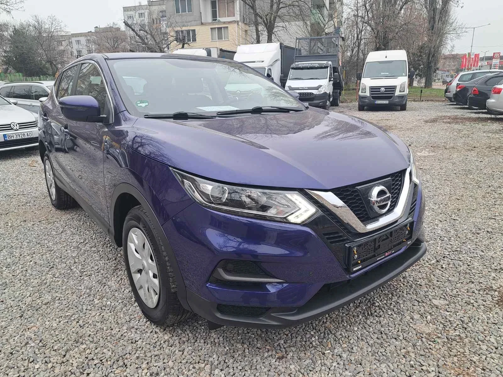 Nissan Qashqai, снимка 6 - Автомобили и джипове - 54623256