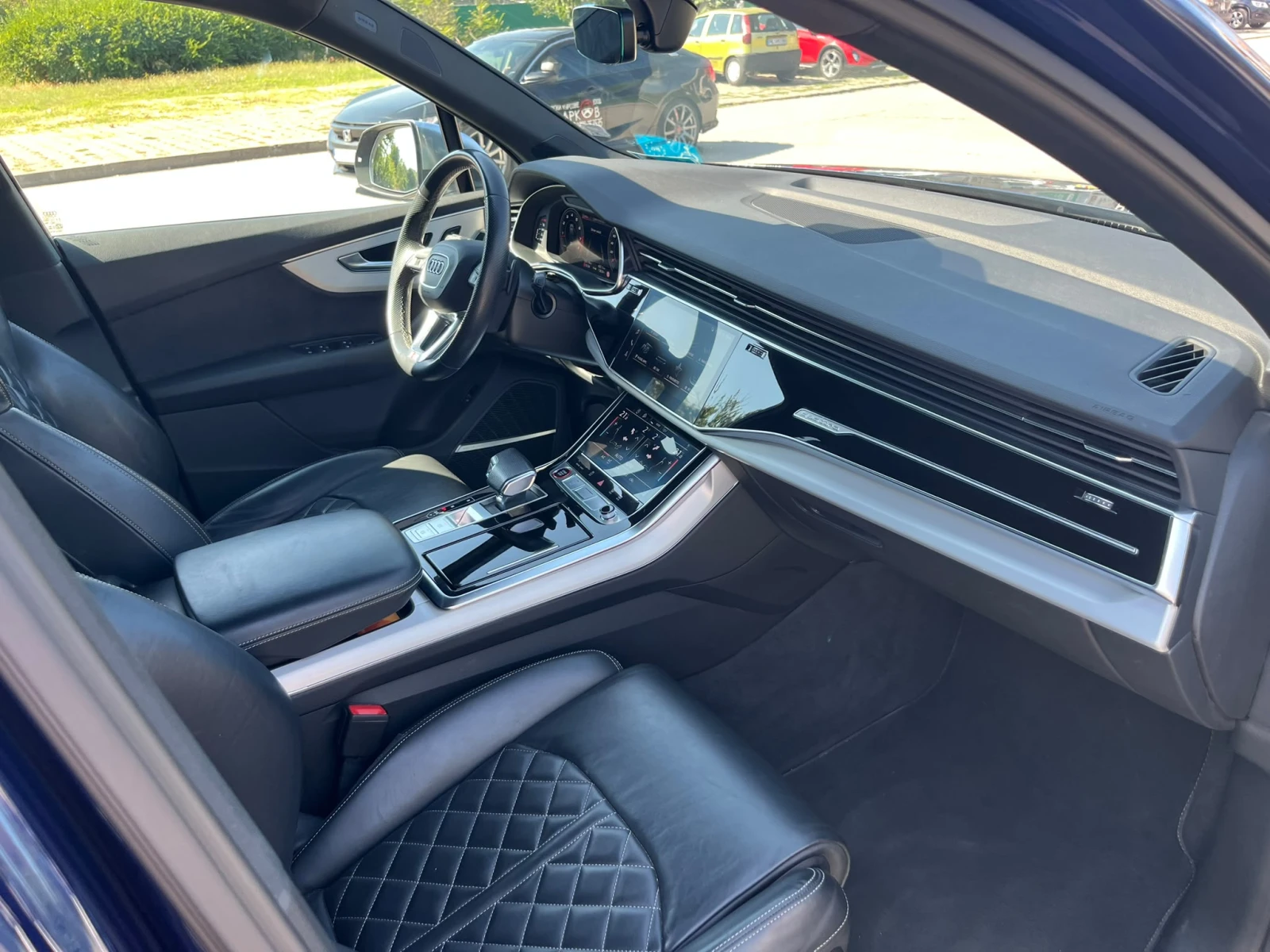 Audi SQ7, снимка 7 - Автомобили и джипове - 55640148