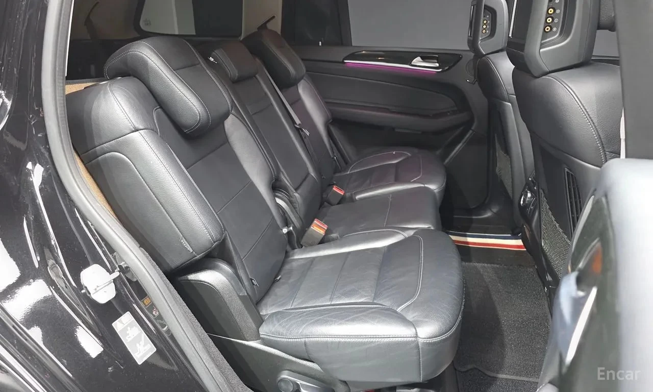 Mercedes-Benz GLS * GLS350 d 4MATIC* АВТОКРЕДИТ* , снимка 12 - Автомобили и джипове - 56096775