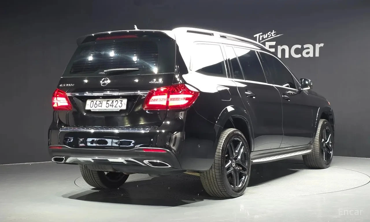 Mercedes-Benz GLS * GLS350 d 4MATIC* АВТОКРЕДИТ* , снимка 2 - Автомобили и джипове - 56096775