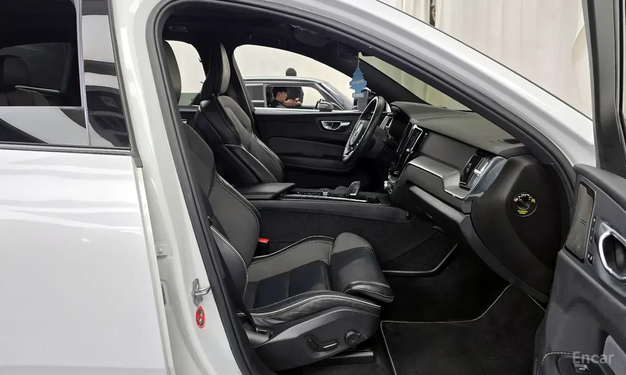 Volvo XC60 T8* R* DESIGN* HYBRID* �����* ���������* ��������� | Mobile.bg � ����������� 14