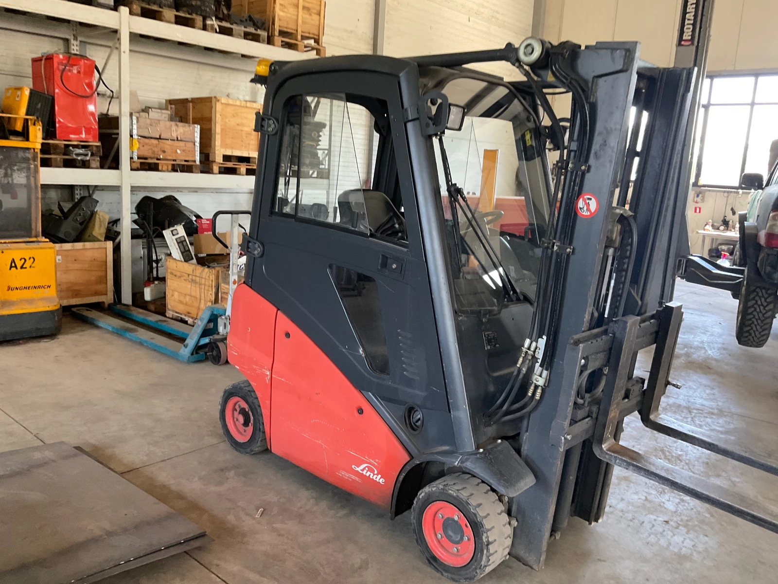 Мотокар Linde H16D Изравнител кабина парно много добро състояние