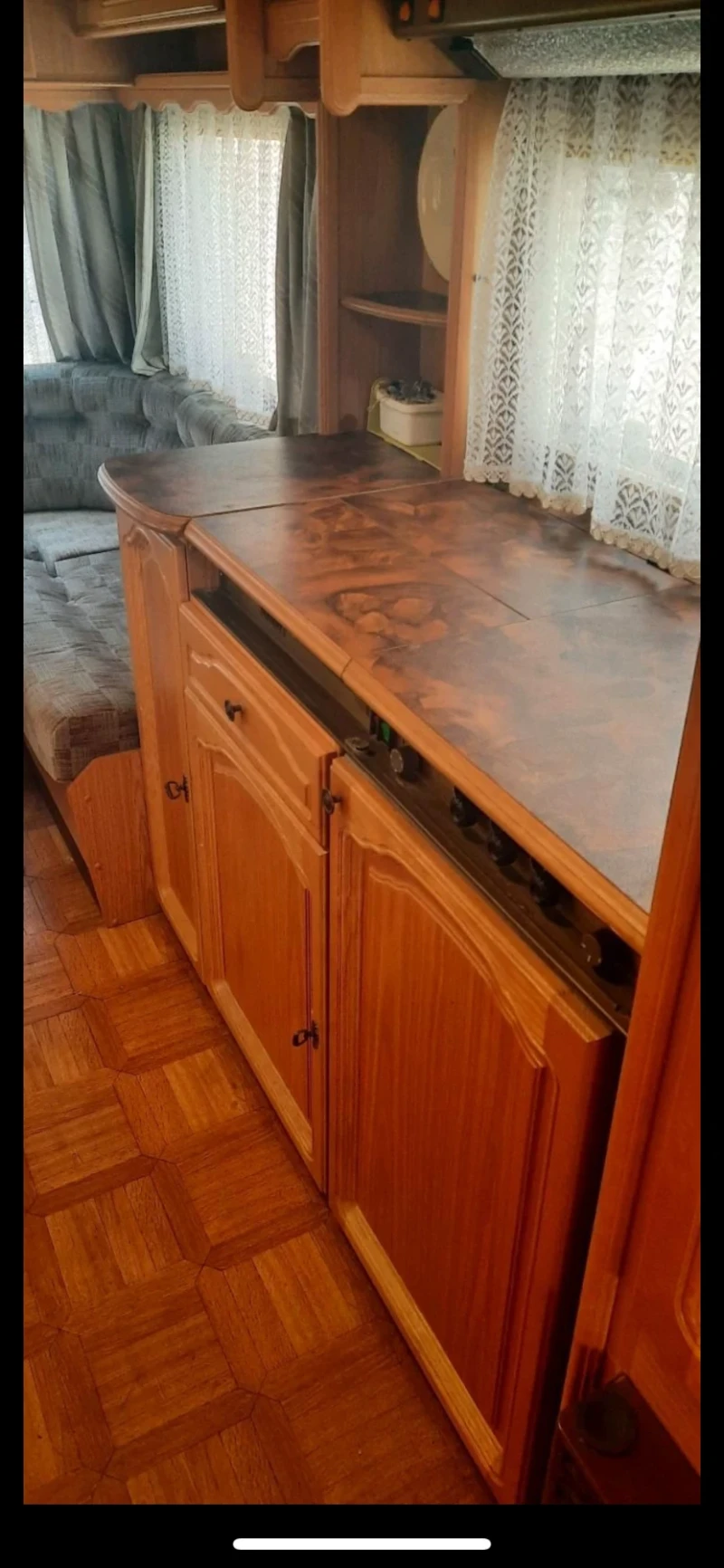 Каравана Tabbert CОМТЕSSE-530-НЕМСКИ прег.12/26г. Суха, чиста, Крас, снимка 7 - Каравани и кемпери - 53293173