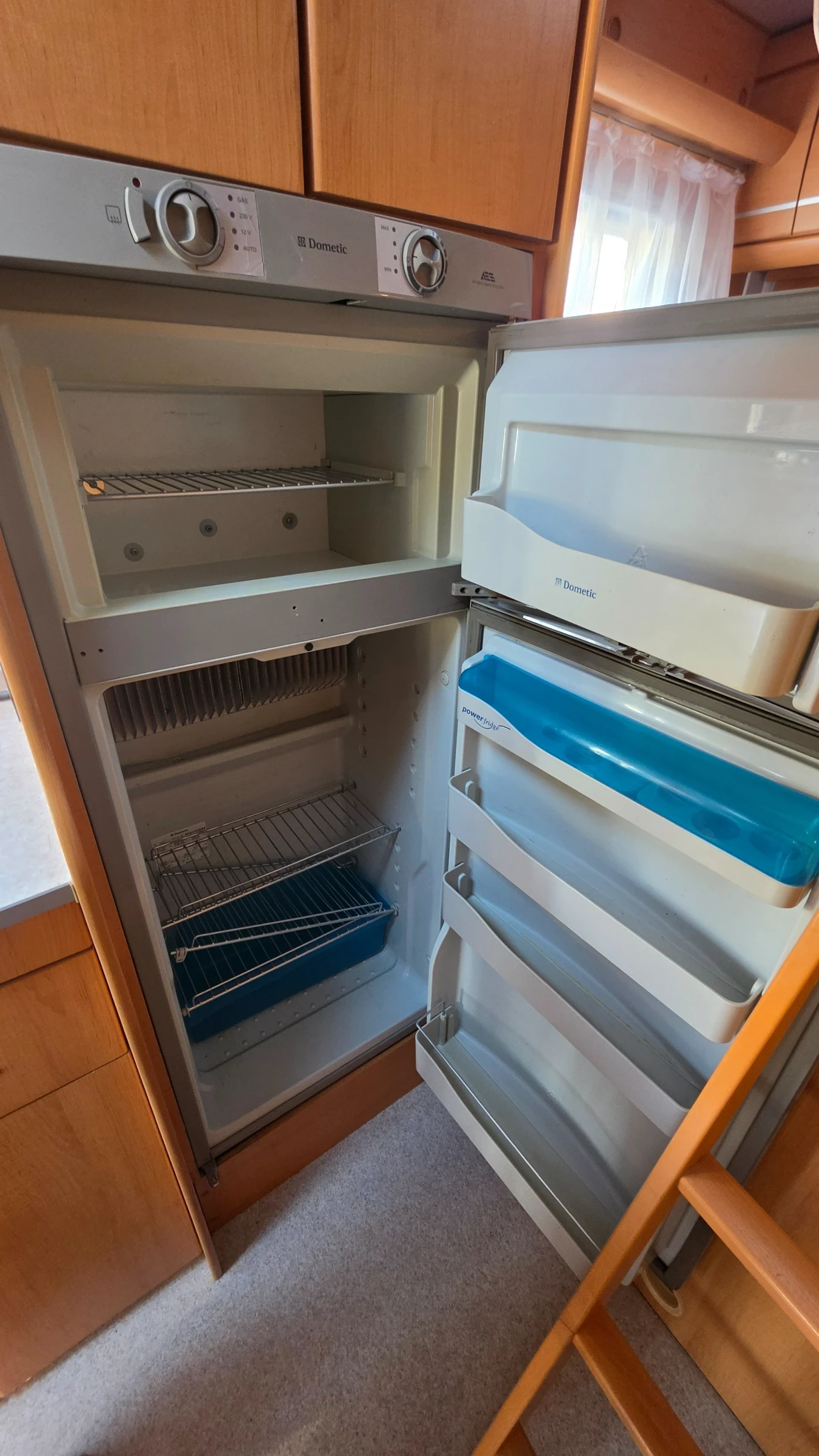 ������ HYMER / ERIBA Hymermobil Classic Integral 2.7 CDI 156 �.� | Mobile.bg � ����������� 11