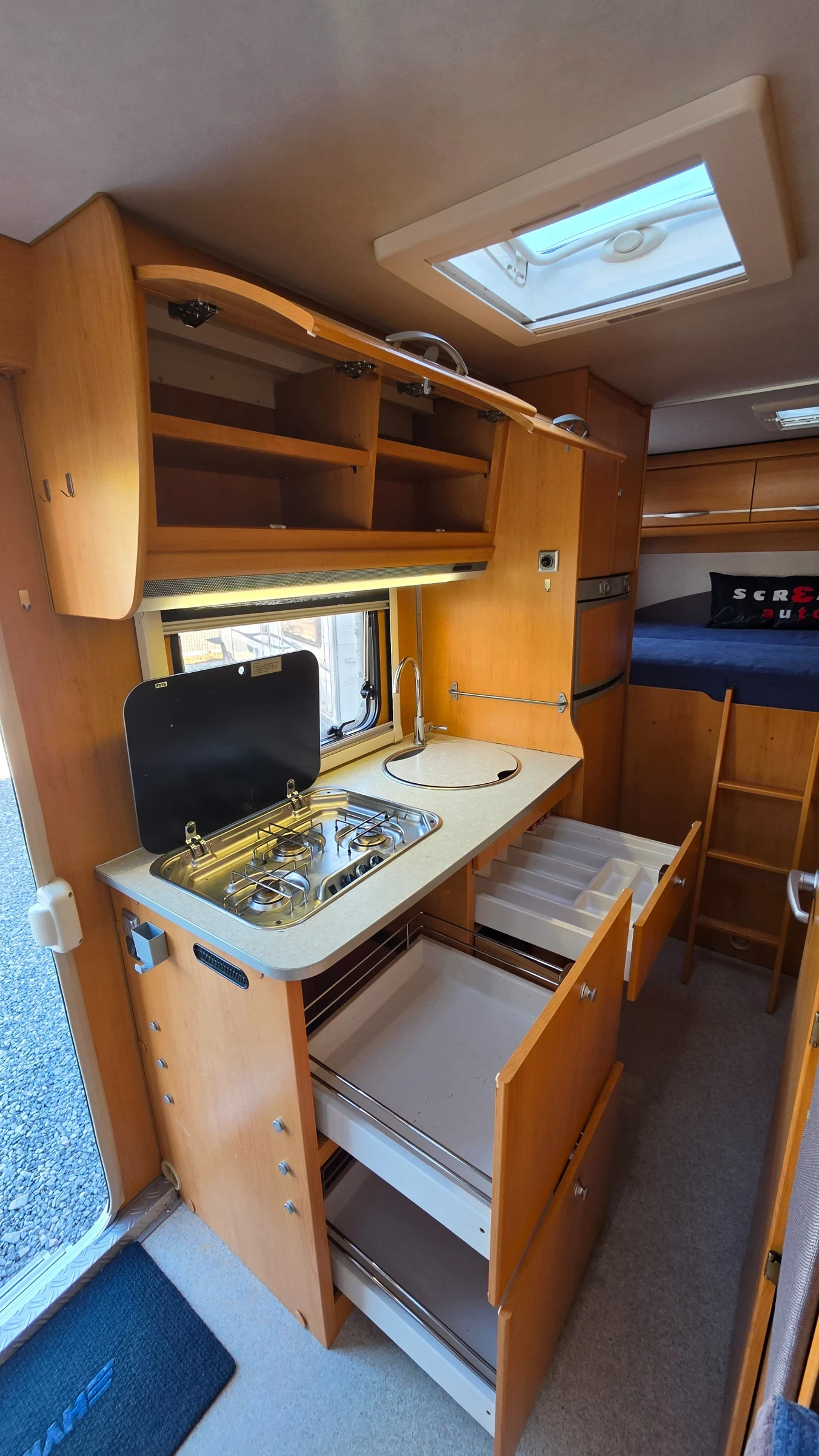 ������ HYMER / ERIBA Hymermobil Classic Integral 2.7 CDI 156 �.� | Mobile.bg � ����������� 13