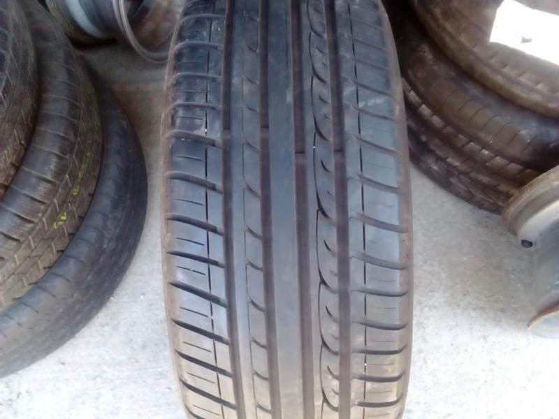 Гуми Летни 215/55R16, снимка 1 - Гуми и джанти - 18592693