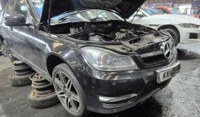Mercedes-Benz C 220 2.2.30дчасти, снимка 1