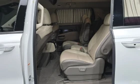 Kia Carnival LOUNGE* HIGH* UNIKAT* LOUNGE* LIMOUSINE* 9SEATER* , снимка 12