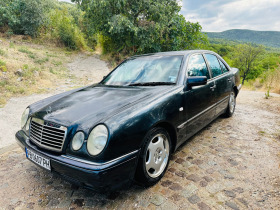  Mercedes-Benz E 250