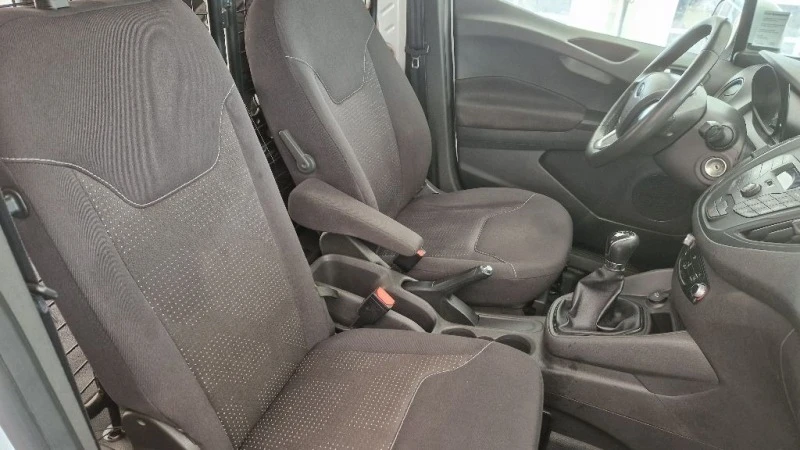 Ford Connect 1.0-101кс. КЛИМА, снимка 15 - Автомобили и джипове - 40087382