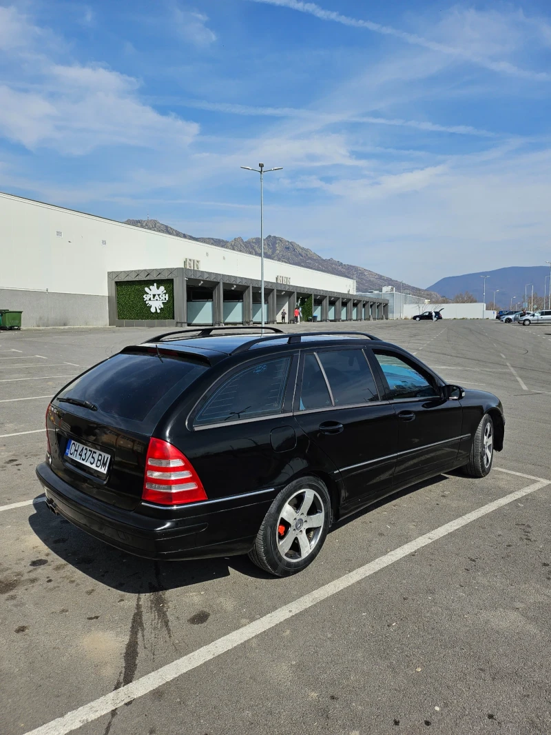 Mercedes-Benz C 240 Газ-Бензин, снимка 6 - Автомобили и джипове - 49449567