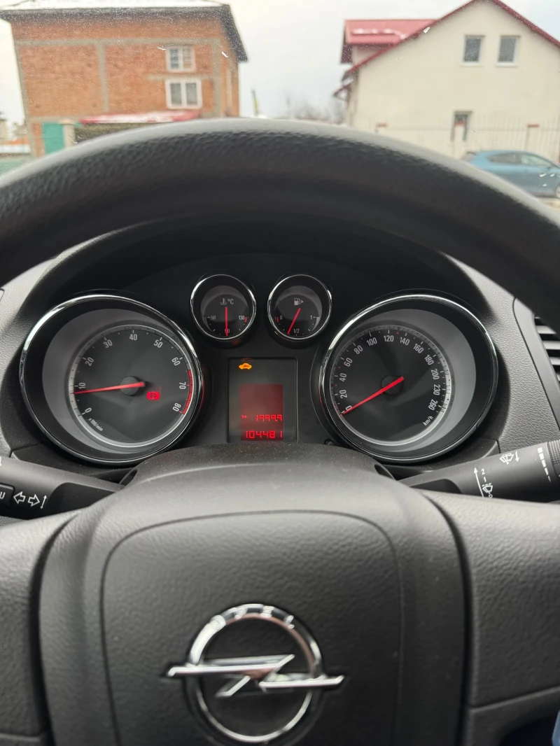 Opel Insignia 1.8 BENZIN AUSTRIA, снимка 10 - Автомобили и джипове - 50565325