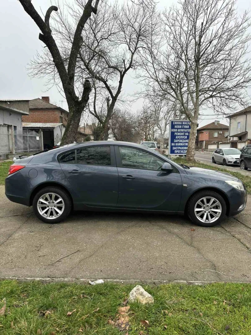 Opel Insignia 1.8 BENZIN AUSTRIA, снимка 8 - Автомобили и джипове - 50565325