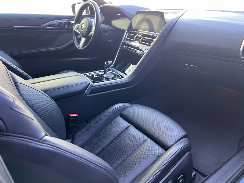 BMW 850 i xDrive, снимка 9 - Автомобили и джипове - 52603962