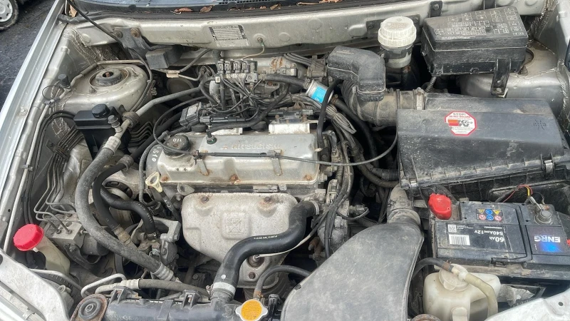 Mitsubishi Space star, снимка 4 - Автомобили и джипове - 52533641