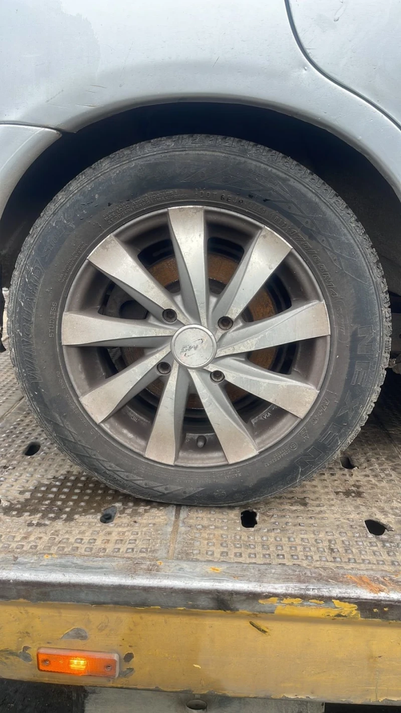 Mitsubishi Space star, снимка 3 - Автомобили и джипове - 52533641