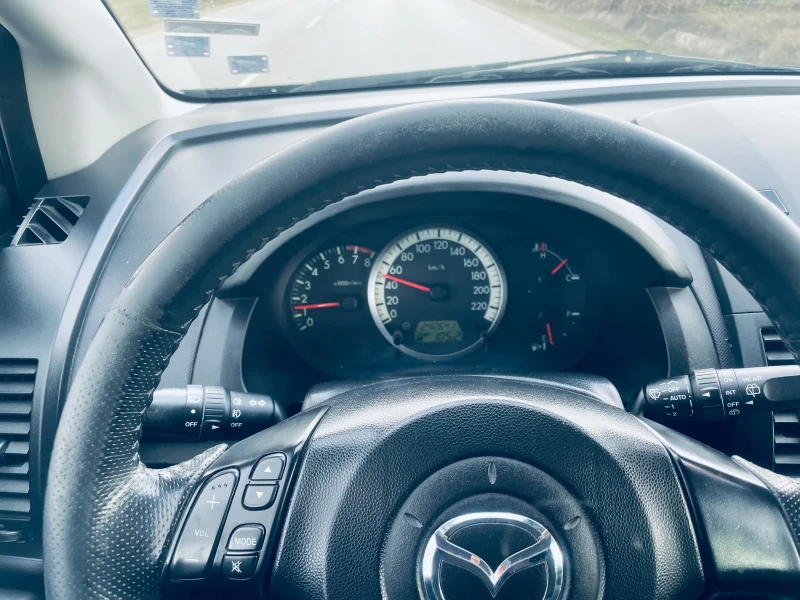 Mazda 5 2.0 143 кс бензин газ , снимка 5 - Автомобили и джипове - 52551234