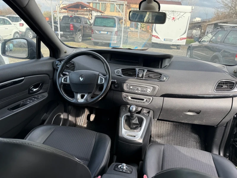 Renault Scenic 6+ 1, снимка 8 - Автомобили и джипове - 52661956