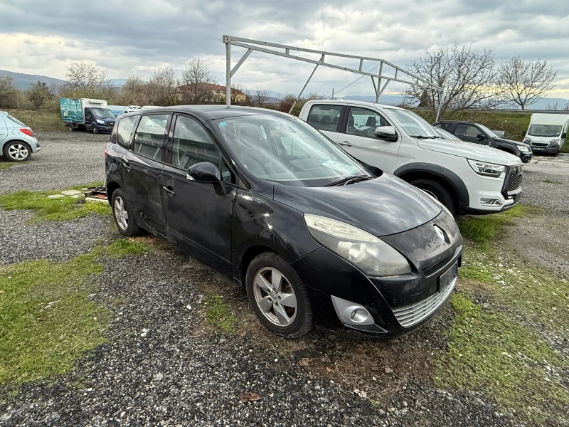 Renault Scenic 6+ 1, снимка 2 - Автомобили и джипове - 52661956