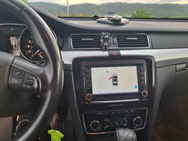 Skoda Superb 2.0 DIESEL, снимка 13 - Автомобили и джипове - 53580715