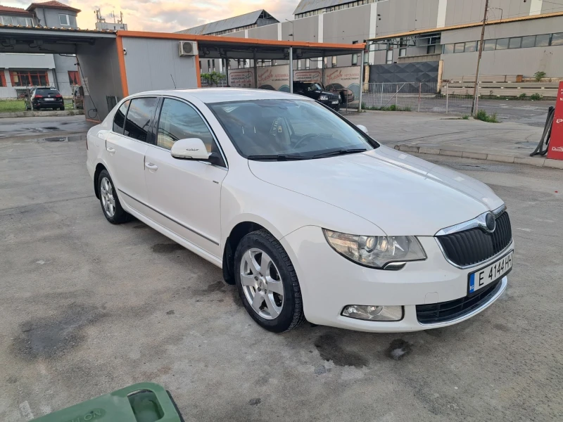 Skoda Superb 2.0 DIESEL, снимка 2 - Автомобили и джипове - 53580715