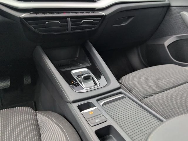 Skoda Octavia 2.0TDI* DSG* LED* CAM* DISTR* , снимка 9 - Автомобили и джипове - 53378112