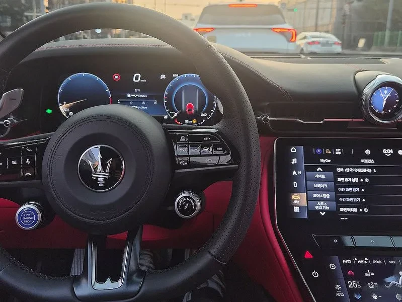 Maserati GranTurismo * TROFEO* 3.0* * 542HP* * , снимка 6 - Автомобили и джипове - 54957082