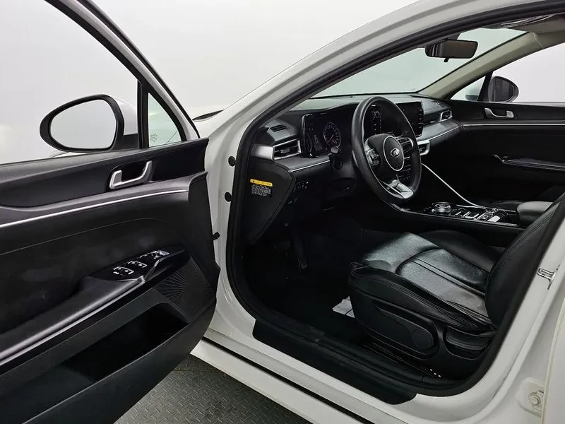 Kia K5 2.0 TRENDY, снимка 10 - Автомобили и джипове - 55187840