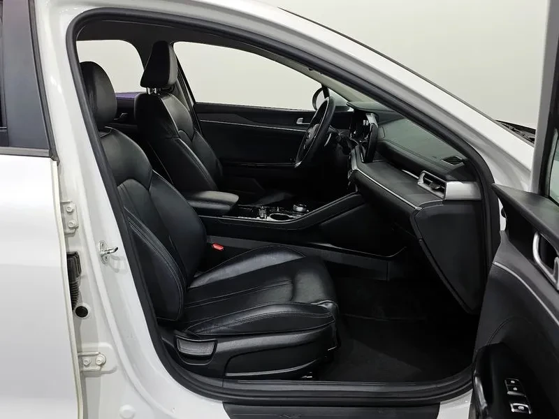 Kia K5 2.0 TRENDY, снимка 11 - Автомобили и джипове - 55187840