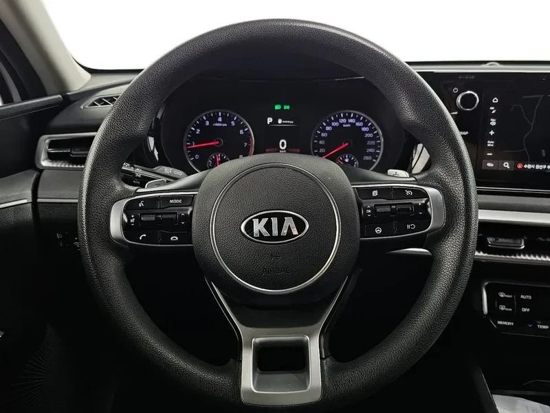 Kia K5 2.0 TRENDY, снимка 13 - Автомобили и джипове - 55187840