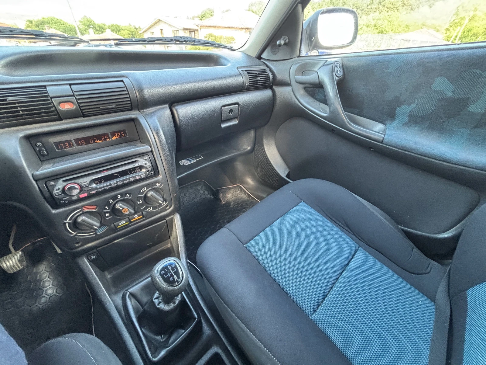 Opel Astra С КЛИМАТИК - изображение 4