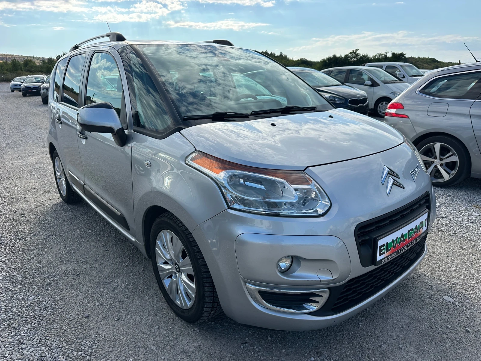 Citroen C3 Picasso 1.4benzin Exclusive Euro 5/A - изображение 2