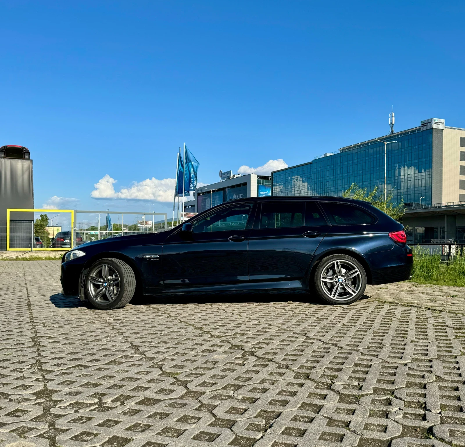 BMW 525 525D Xdrive F11 - изображение 6
