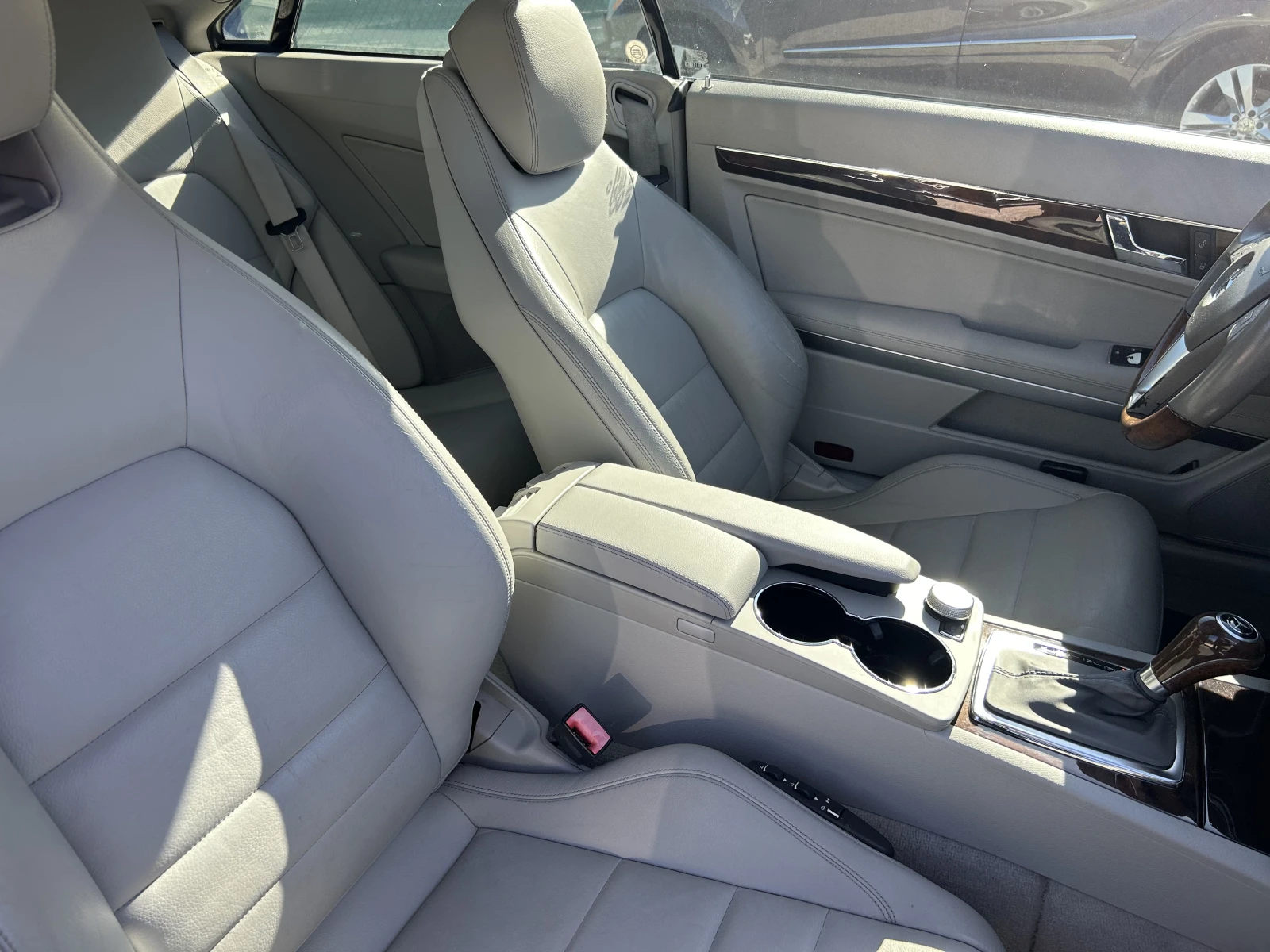 Mercedes-Benz E 55 | Mobile.bg   12